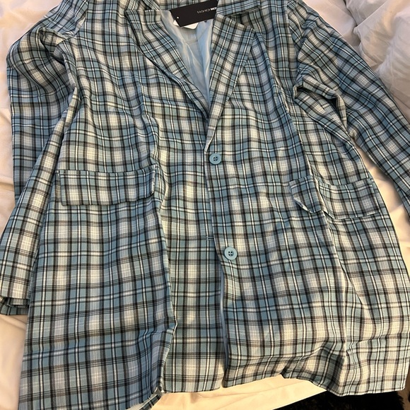 New two piece light blue and black stripe dress and jacket. - Picture 2 of 5